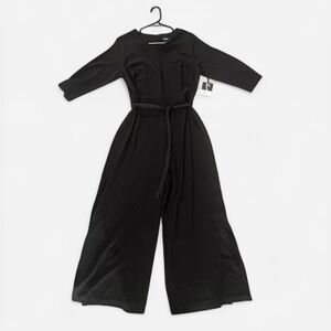 NWT Vera Wang scoop neck jumpsuit women’s large